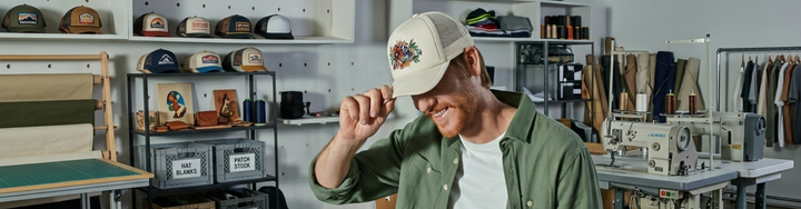 Choosing the Right Men’s Trucker Cap For Everyday Style
